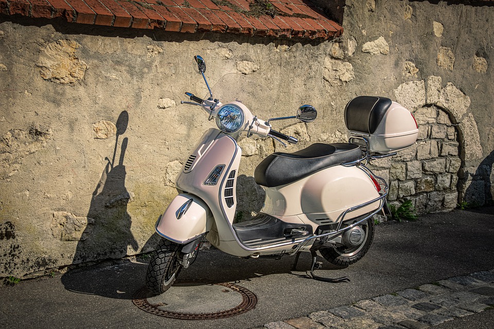 Permiso AM - Ciclomotor Autoescuela Velada